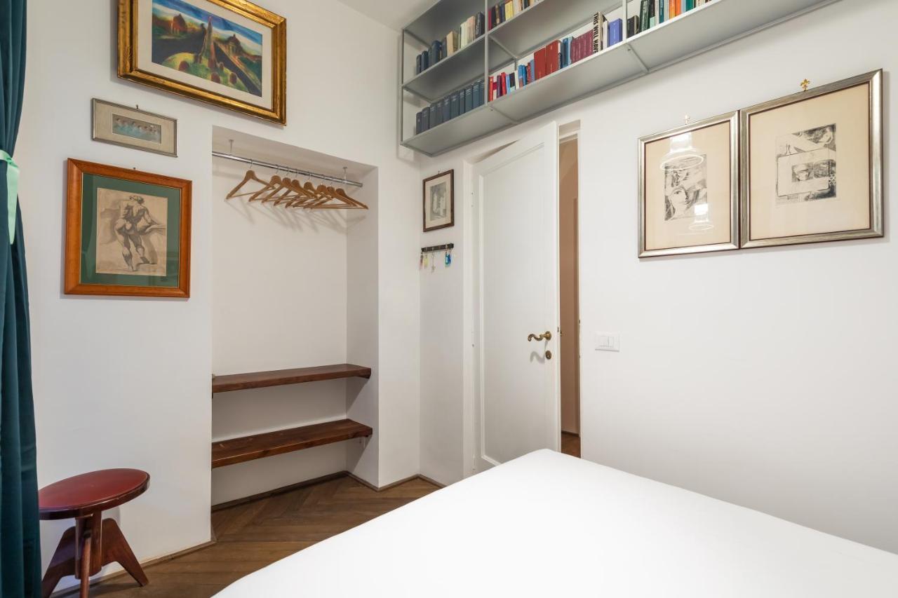 Chic And Style In Historical Via Giulia Apartment Rome Exterior photo