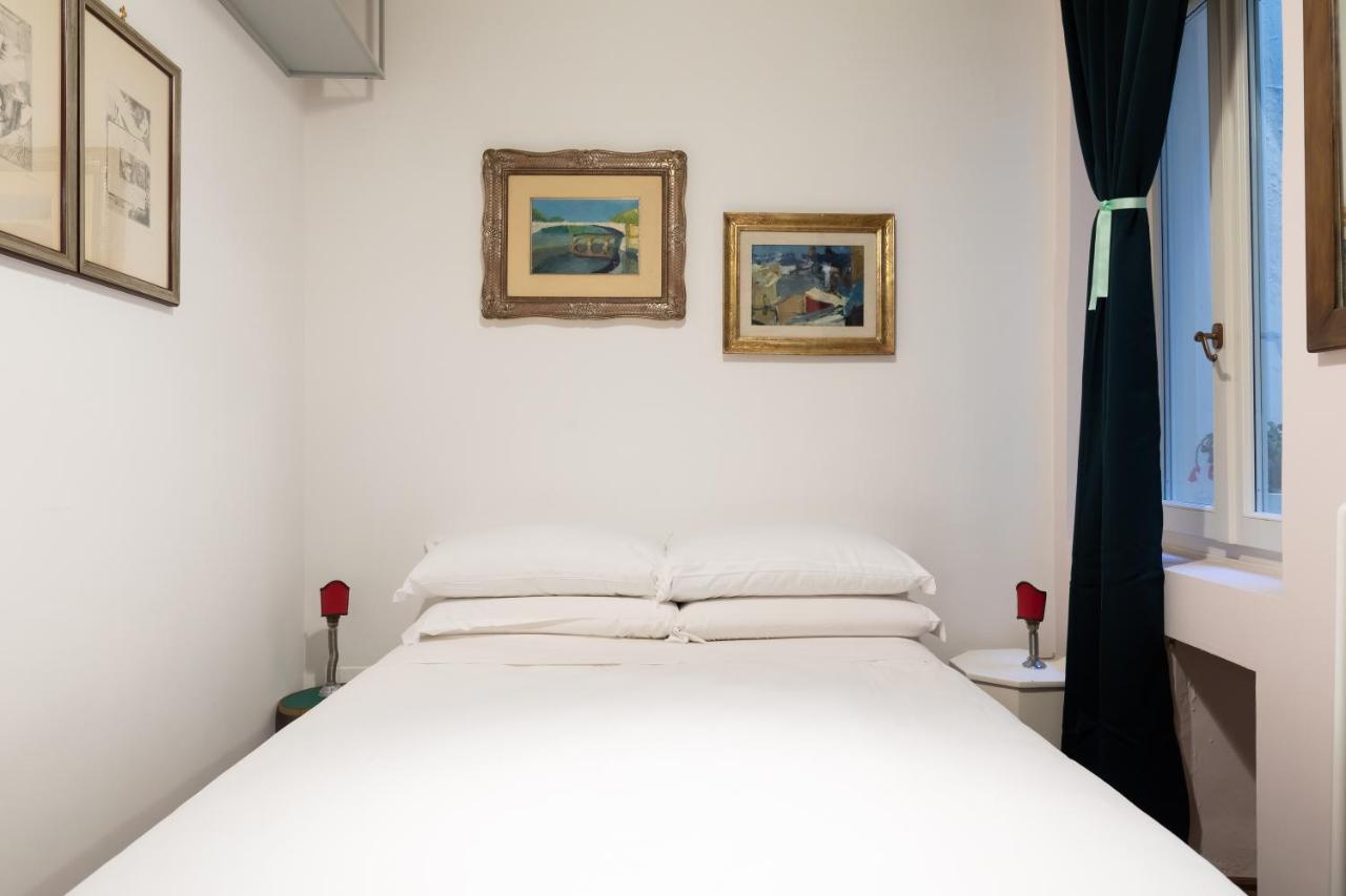 Chic And Style In Historical Via Giulia Apartment Rome Exterior photo